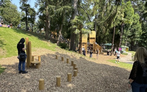 Caccia alle uova nel parco di Villa Camilla