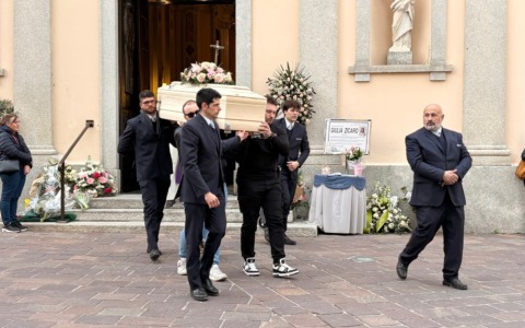 Civello in lutto per Giulia Zicaro: una folla per l’addio