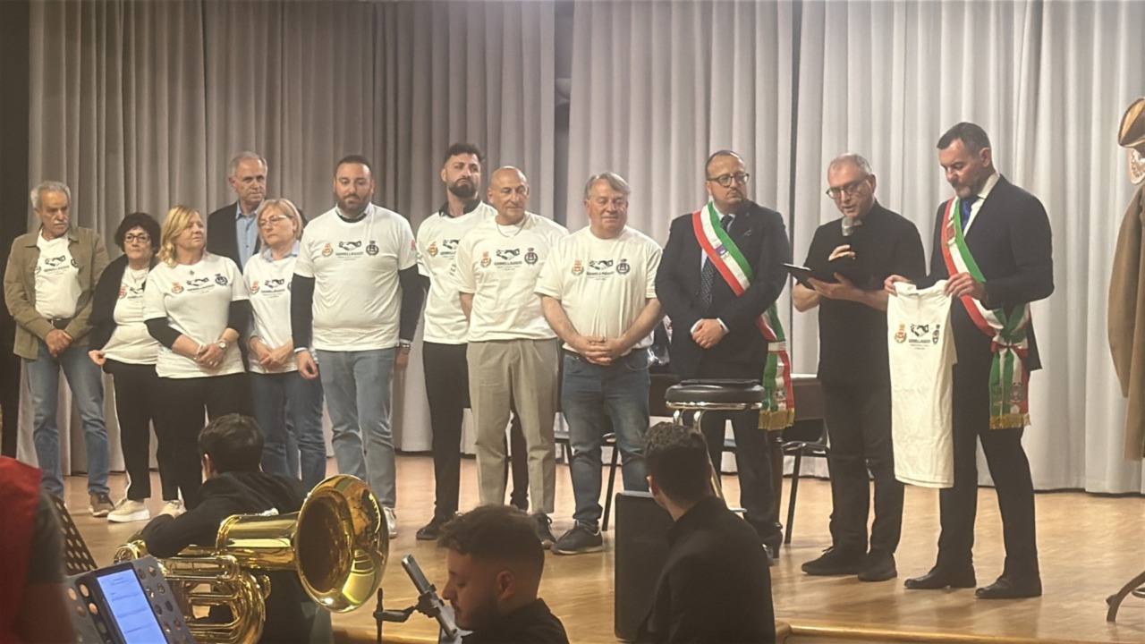 Festa per il gemellaggio tra Olgiate Comasco e Caccuri