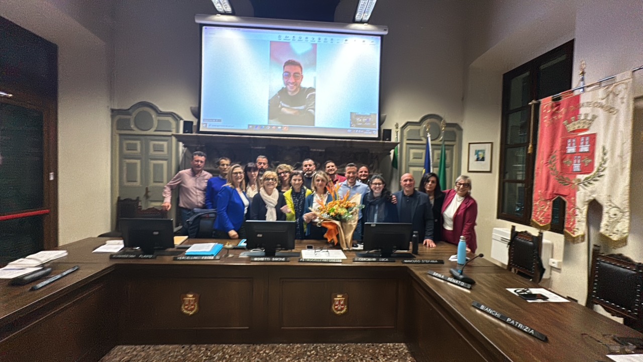 Un commiato emozionante per Antonella Petrocelli, segretaria comunale