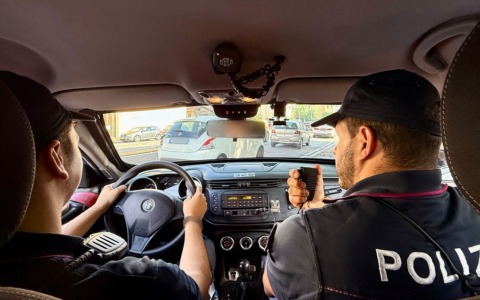 Denunciato un uomo per aver aggredito una donna per un debito di 20 euro