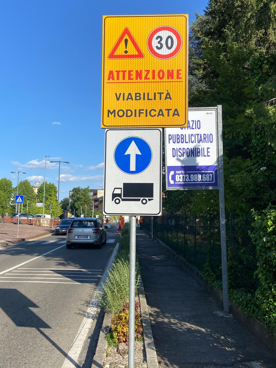Incidenti frequenti, cambia la viabilità della rotonda a Olgiate Comasco
