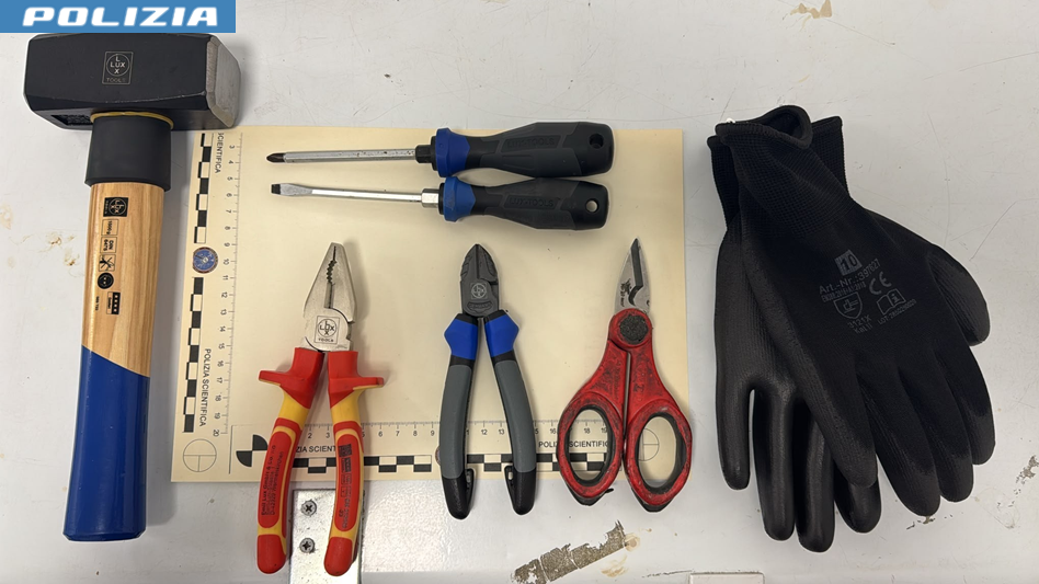 Denunciato 46enne ucraino per possesso di arnesi da scasso