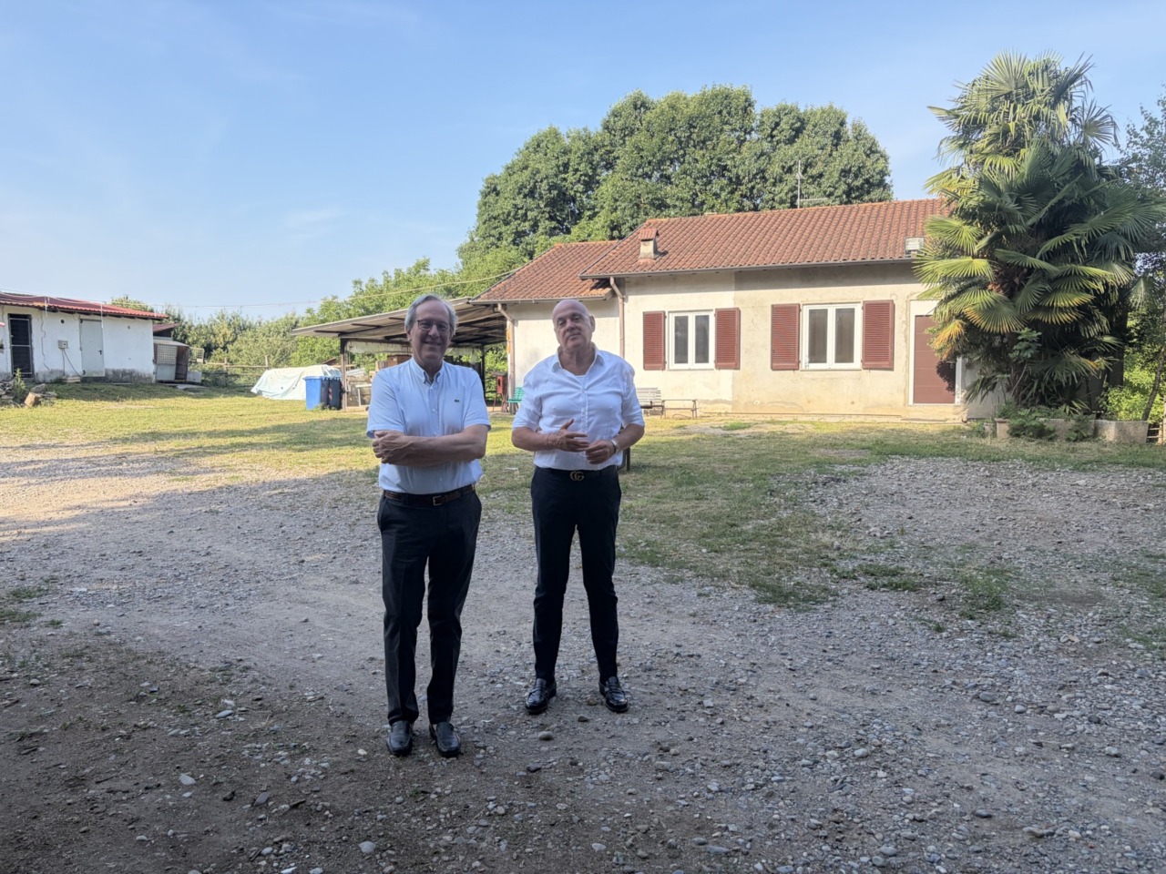 Rinasce l’ex maneggio di Oltrona: pubblicato il bando per la gestione