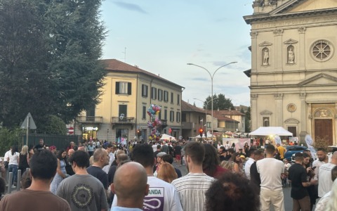 La “Notte Arancione” torna a Olgiate Comasco con eventi per tutti i gusti